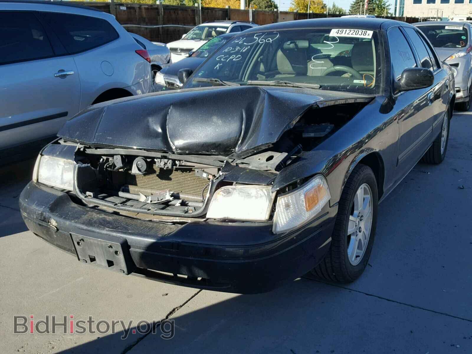2011 FORD CROWN VIC - VIN: 2FABP7EV5BX128441 - Фото 2