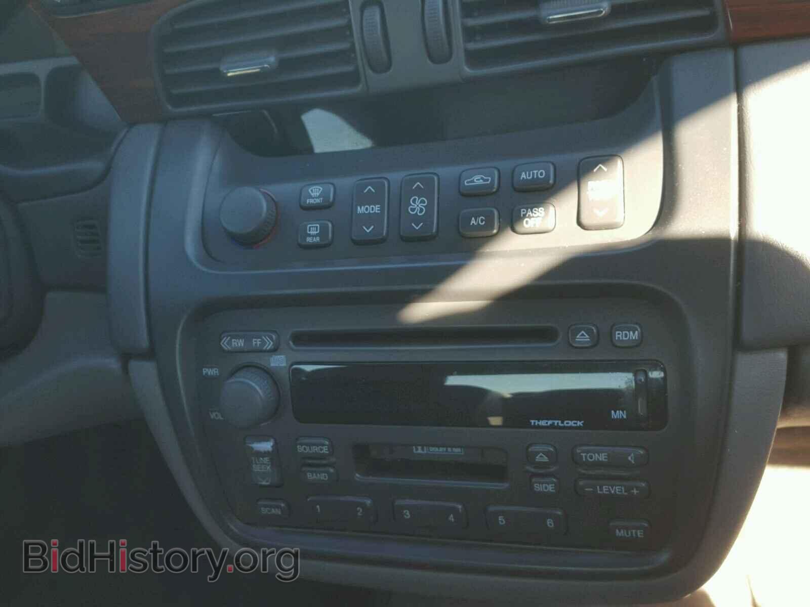 2001 CADILLAC DEVILLE - VIN: 1G6KD54Y51U250938 - Photo 9
