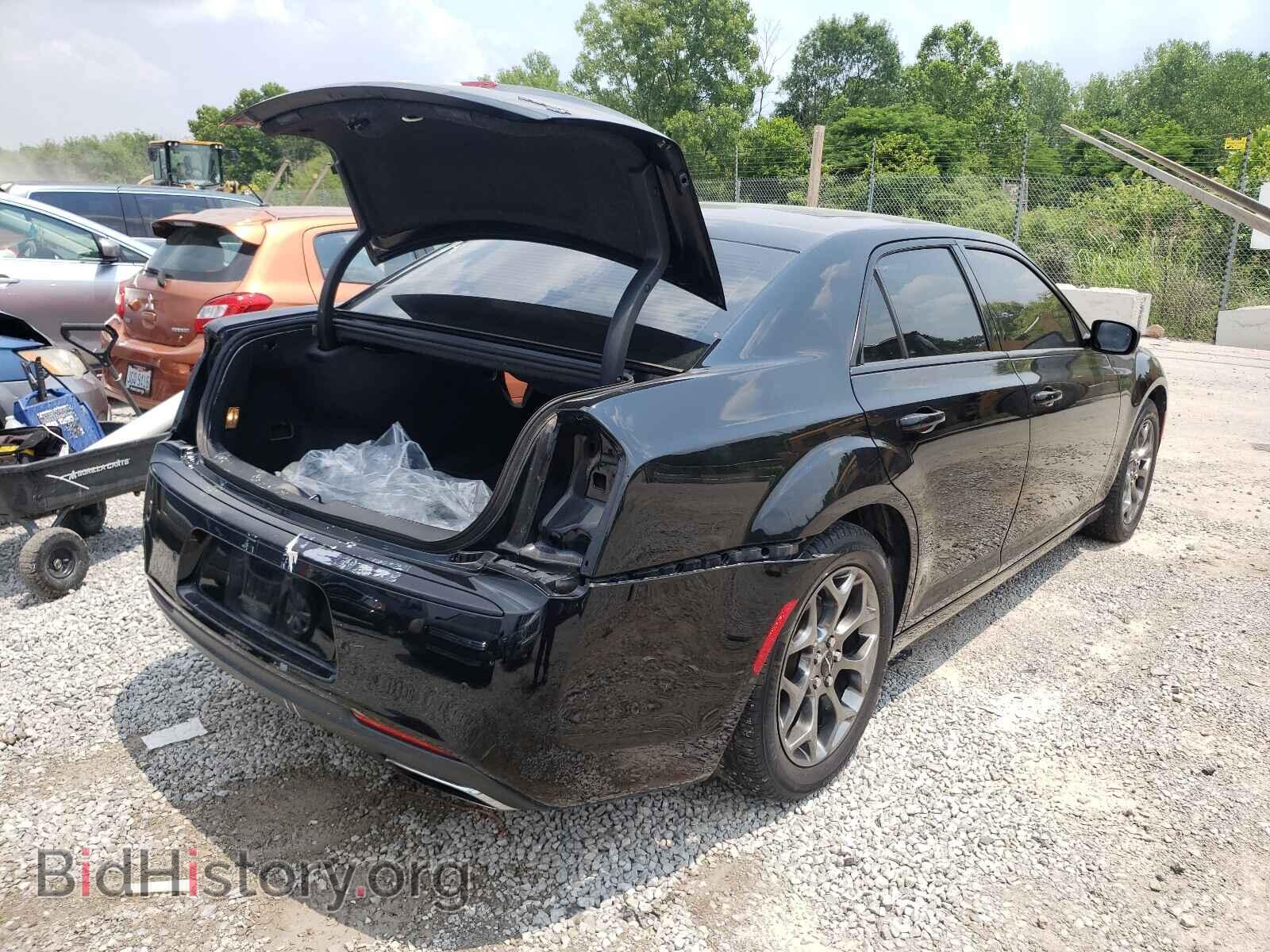 2017 CHRYSLER 300 - VIN: 2C3CCAGGXHH512714 - Фото 4