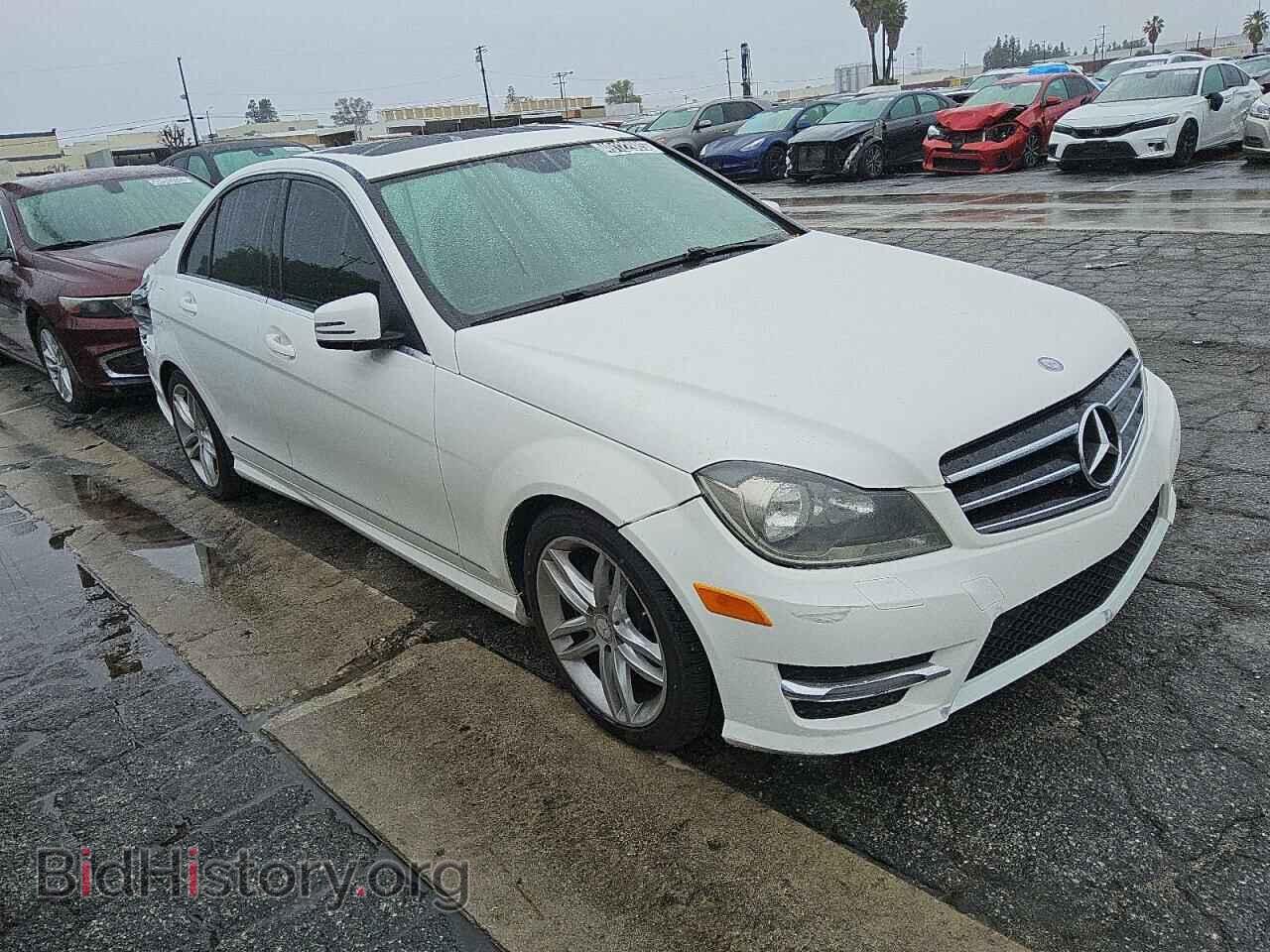 2014 MERCEDES-BENZ C-CLASS - VIN: WDDGF4HB4EA933398 - Фото 4