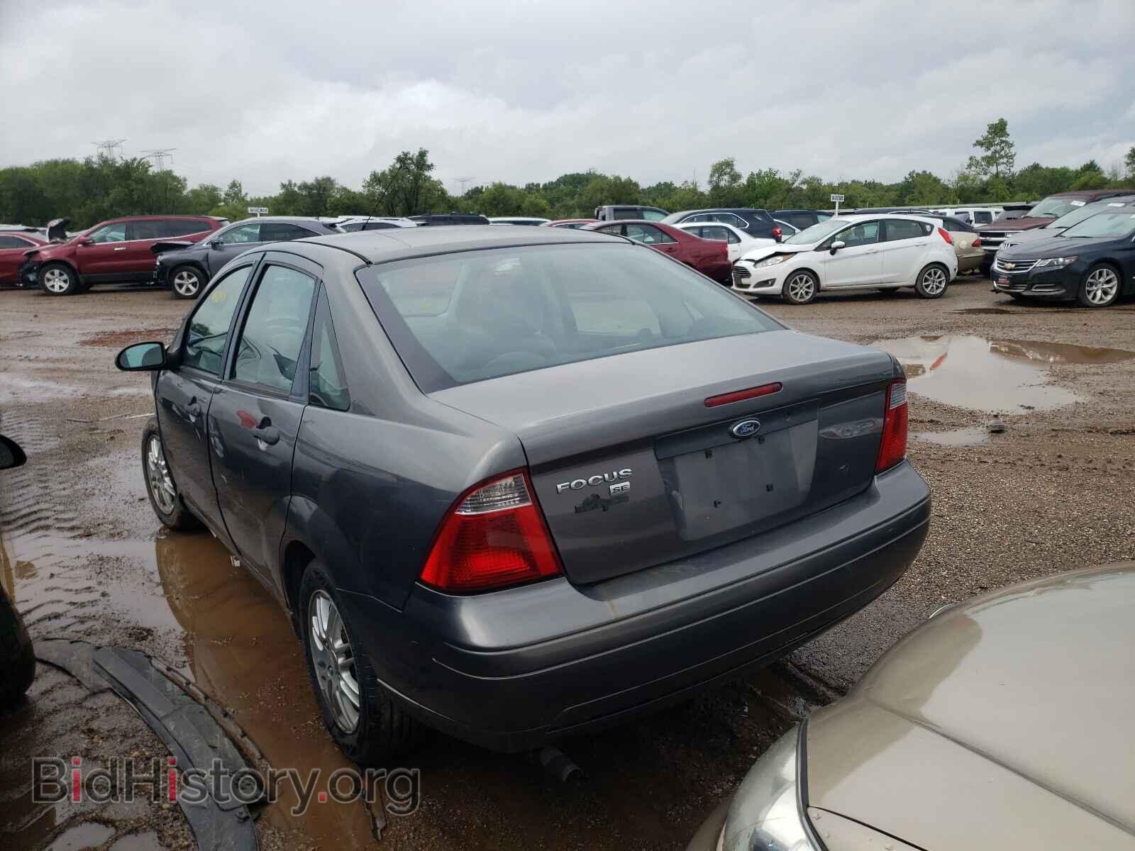 2007 FORD FOCUS - VIN: 1FAFP34N17W154095 - Фото 3