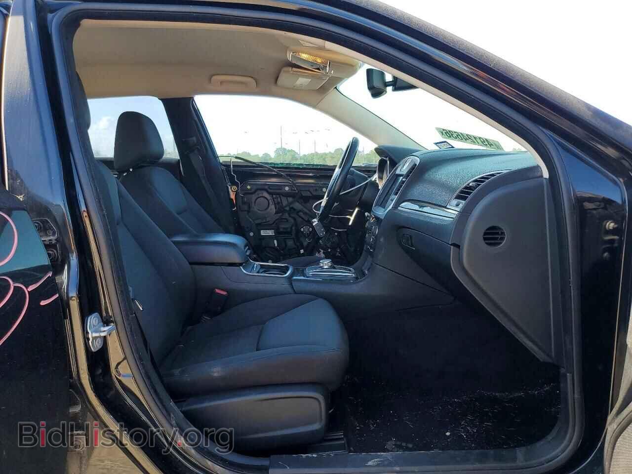 2018 CHRYSLER 300 - VIN: 2C3CCAAG1JH308365 - Фото 7