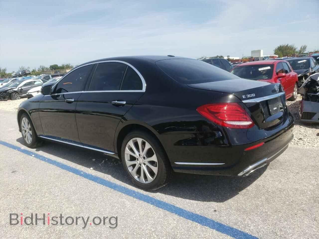 2017 MERCEDES-BENZ E-CLASS - VIN: WDDZF4KB1HA142509 - Фото 3
