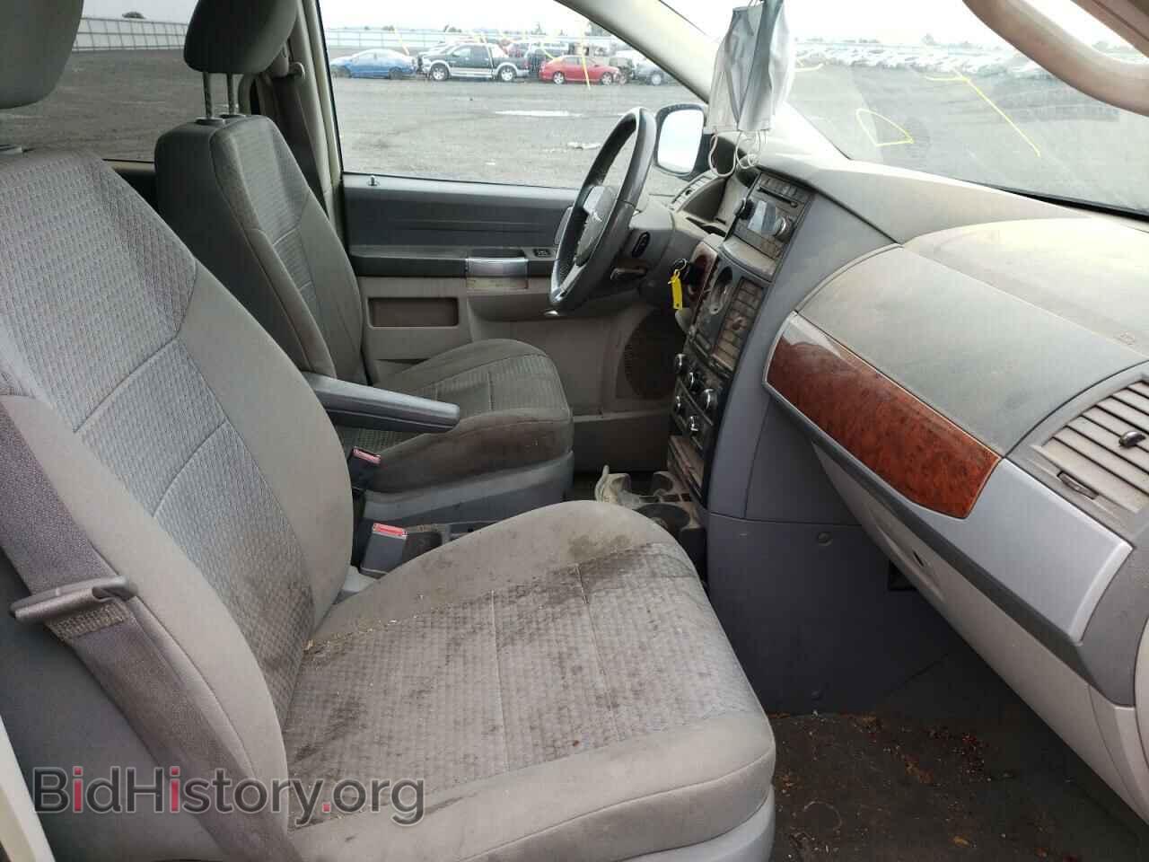 2008 CHRYSLER MINIVAN - VIN: 2A8HR54P88R141194 - Фото 5