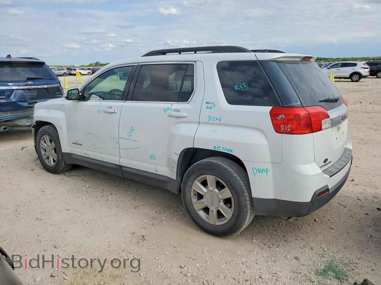 2013 GMC TERRAIN - VIN: 2GKFLVEK3D6236877 - Photo 2