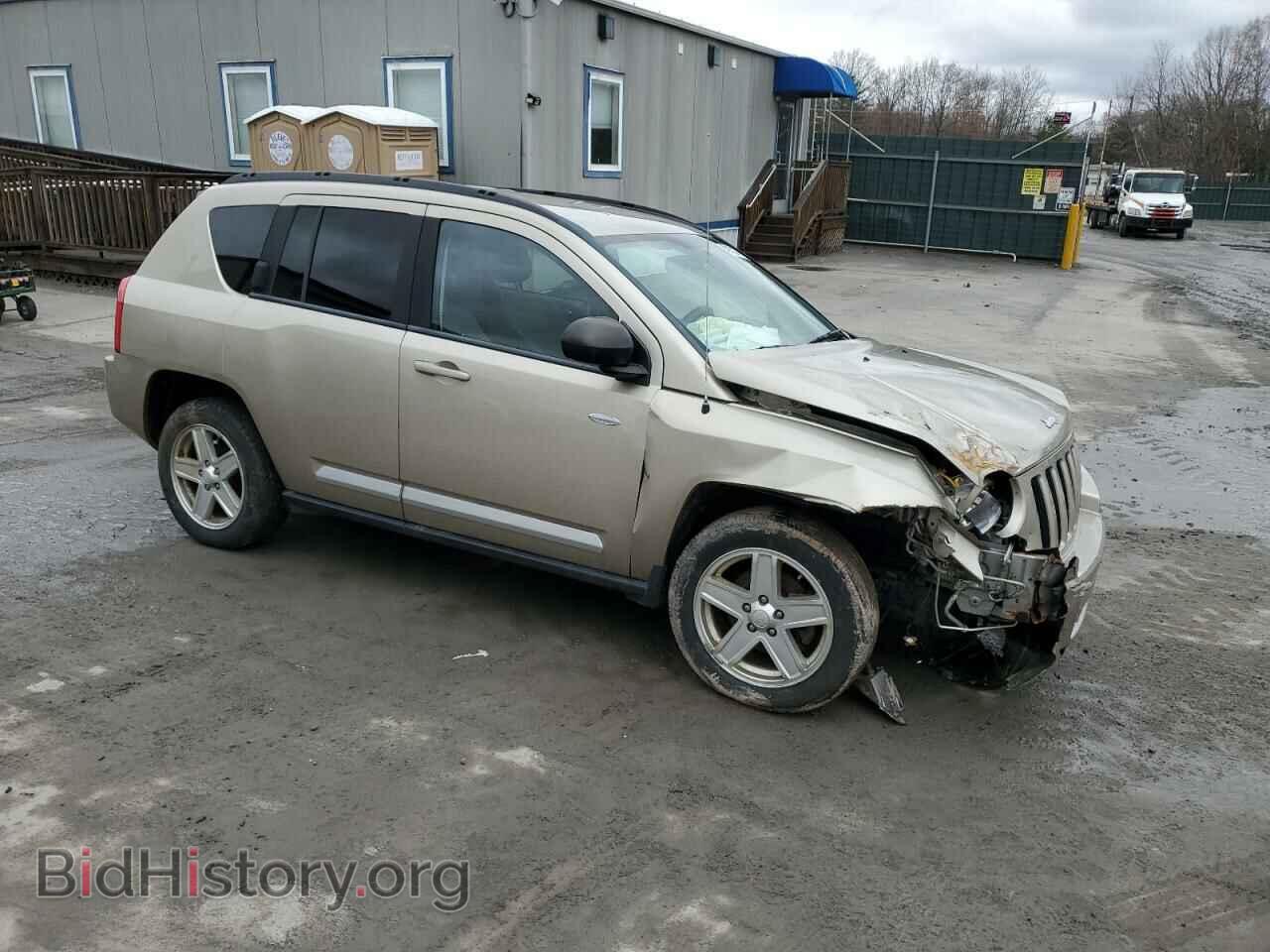 2010 JEEP COMPASS - VIN: 1J4NF1FB5AD623461 - Фото 4