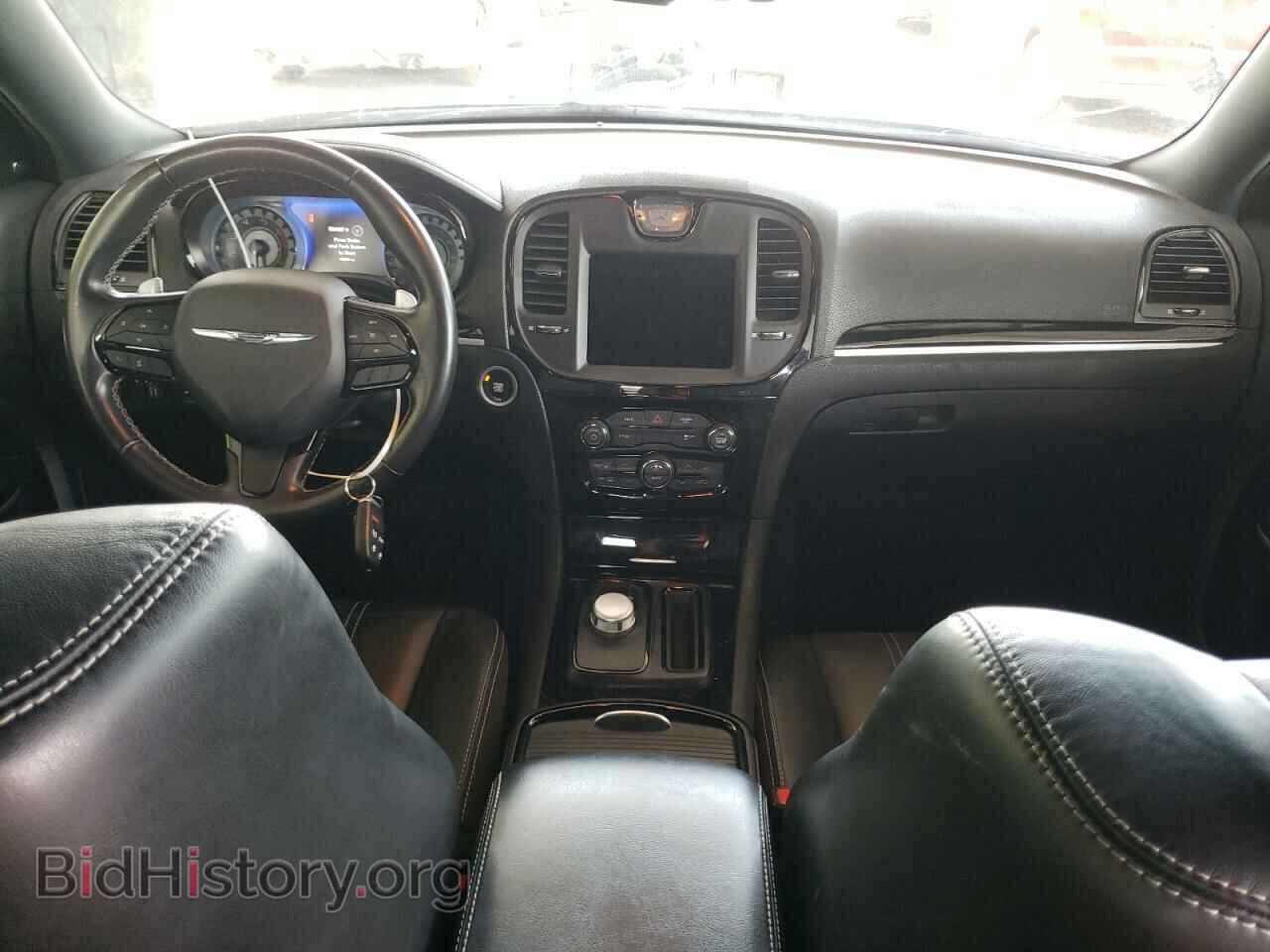 2020 CHRYSLER 300 - VIN: 2C3CCABT1LH180661 - Фото 9