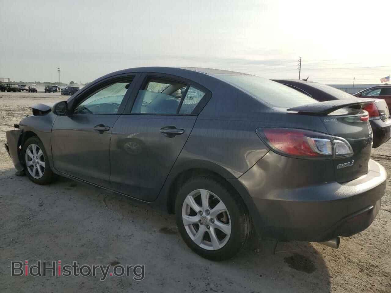 2010 MAZDA 3 - VIN: JM1BL1SF3A1352699 - Фото 2