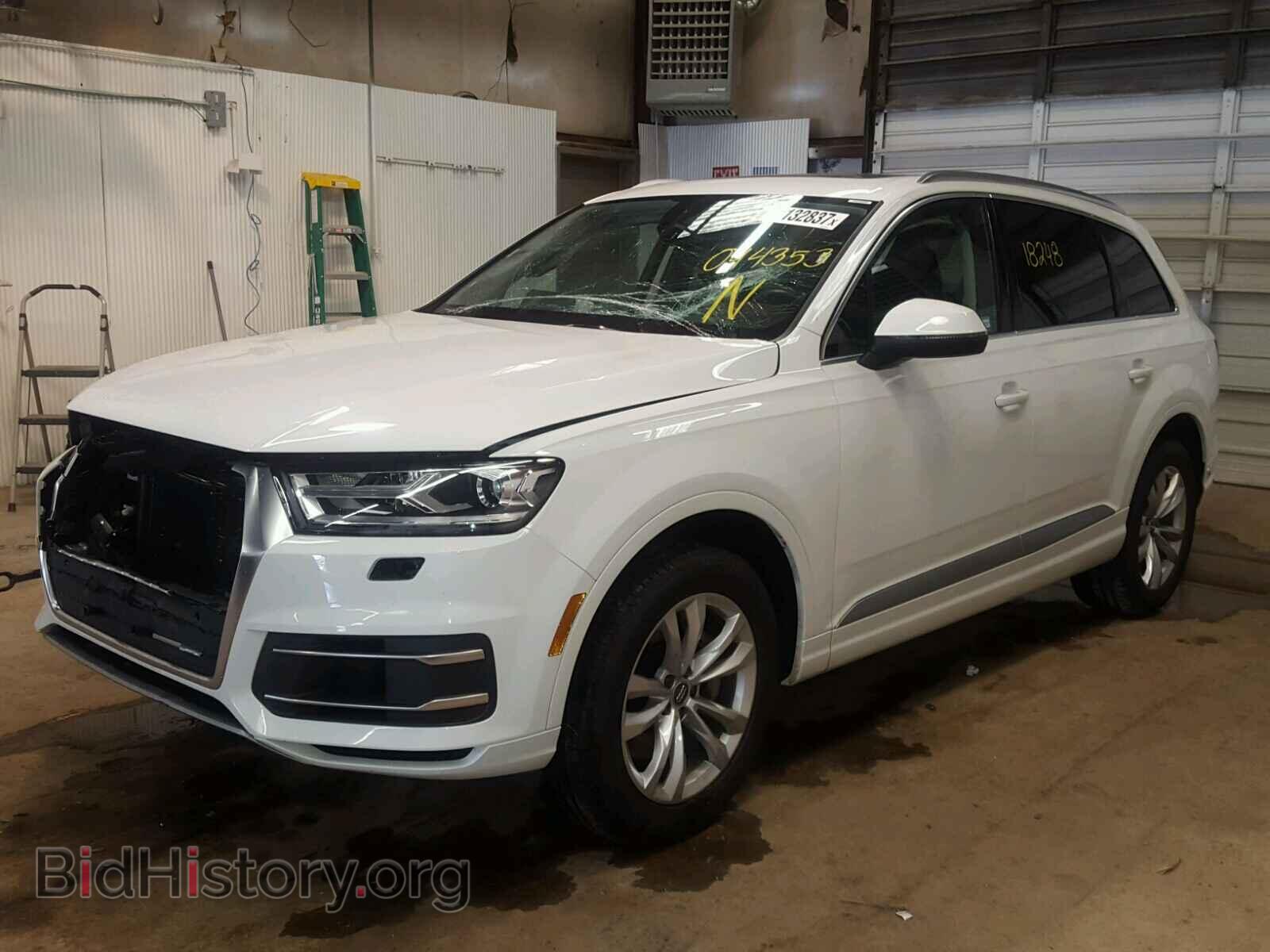 2017 AUDI Q7 - VIN: WA1LAAF75HD044353 - Фото 2