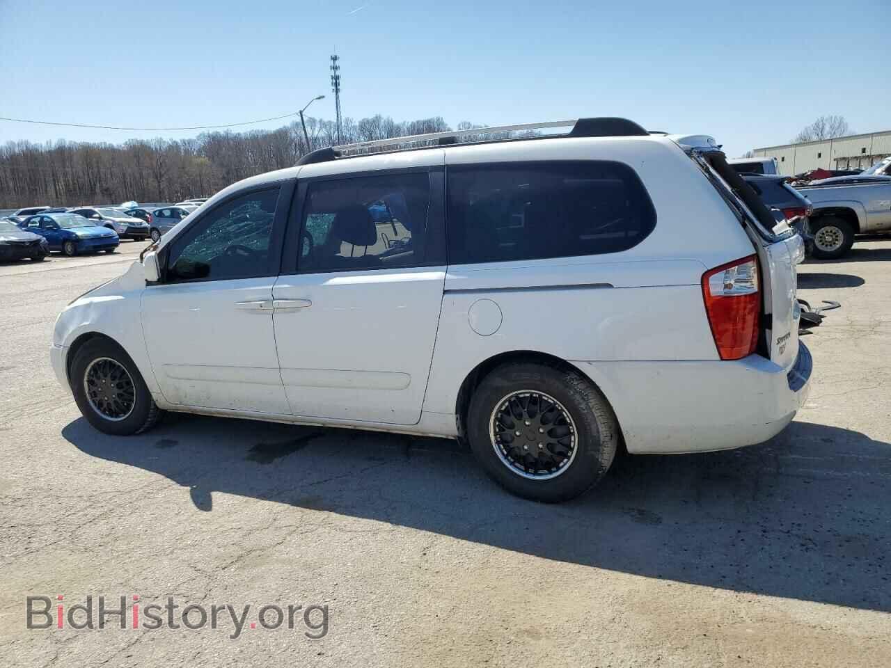 2007 KIA All Models - VIN: KNDMB233076142384 - Photo 2