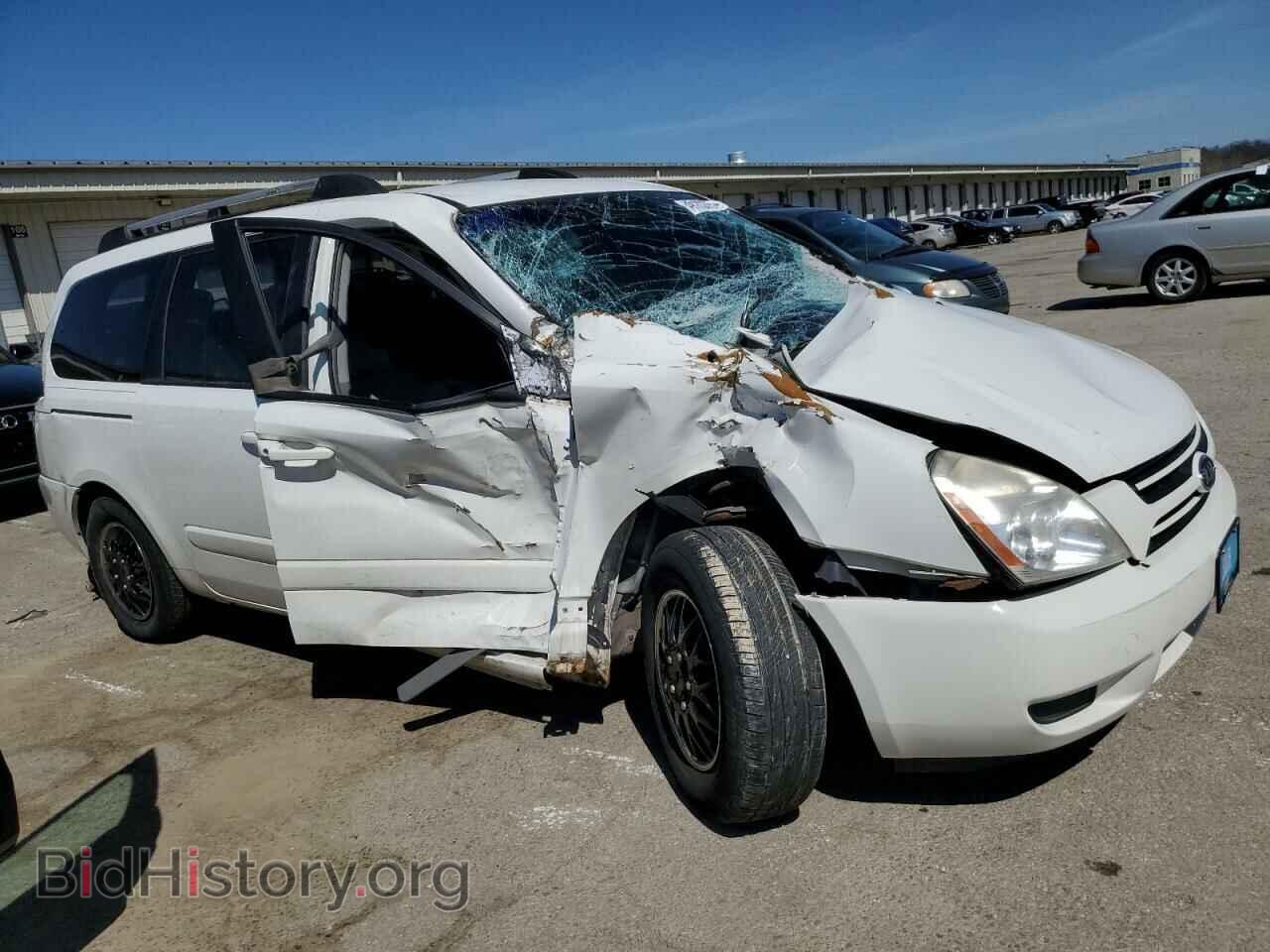 2007 KIA All Models - VIN: KNDMB233076142384 - Photo 4
