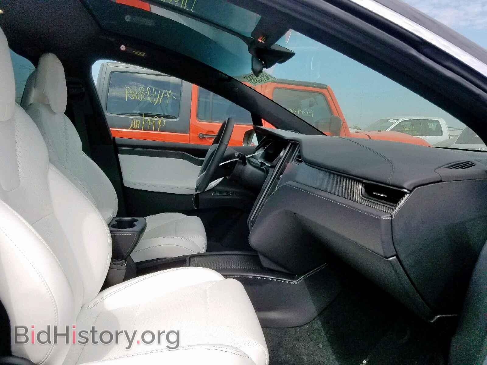 2018 TESLA MODEL X - VIN: 5YJXCBE42JF113187 - Фото 5