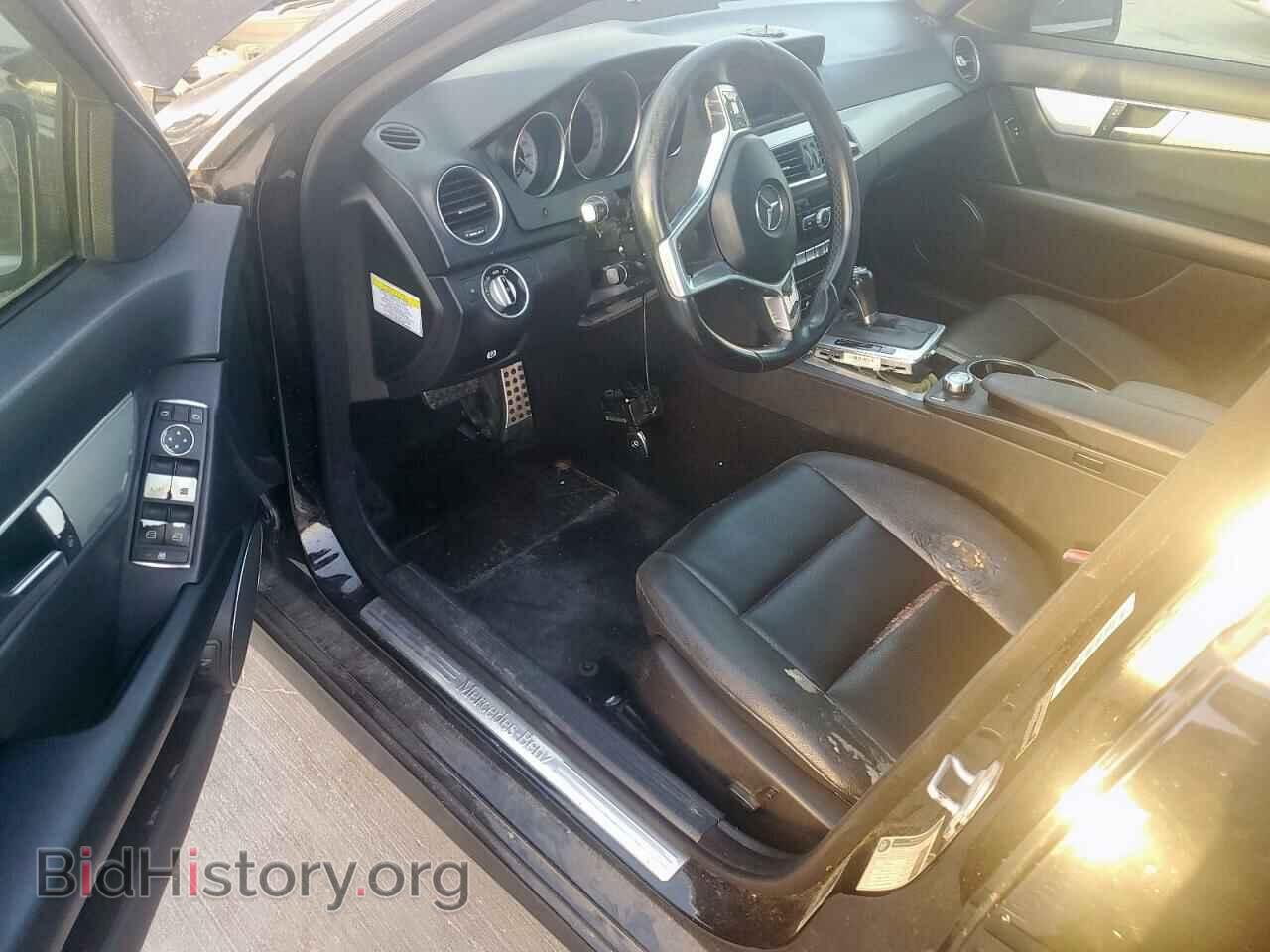 2013 MERCEDES-BENZ C-CLASS - VIN: WDDGF4HB6DR263580 - Фото 8
