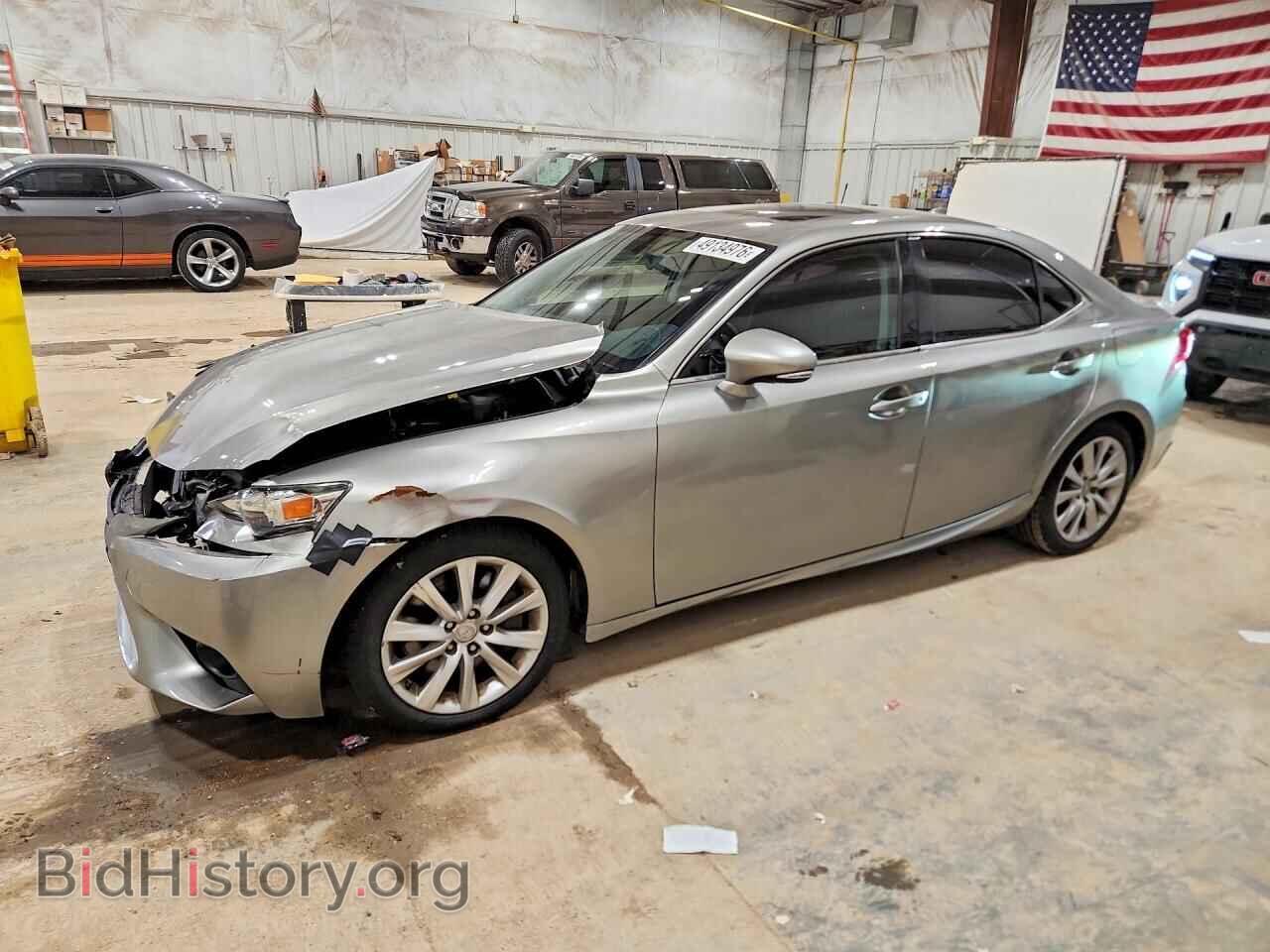 Photo JTHBA1D28G5009418 - LEXUS IS 2016