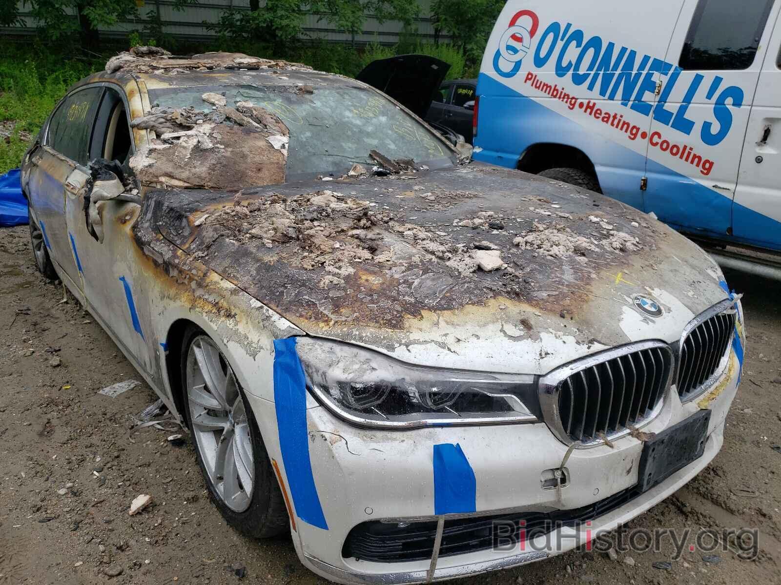 Фотография WBA7F2C57GG420126 - BMW 7 SERIES 2016