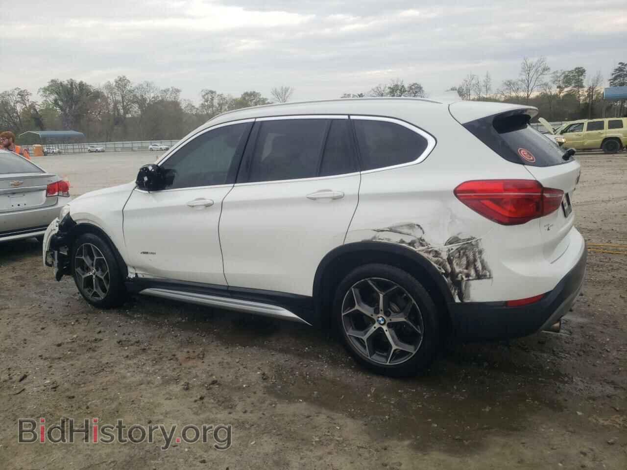 2016 BMW X1 - VIN: WBXHT3C35GP883308 - Фото 2