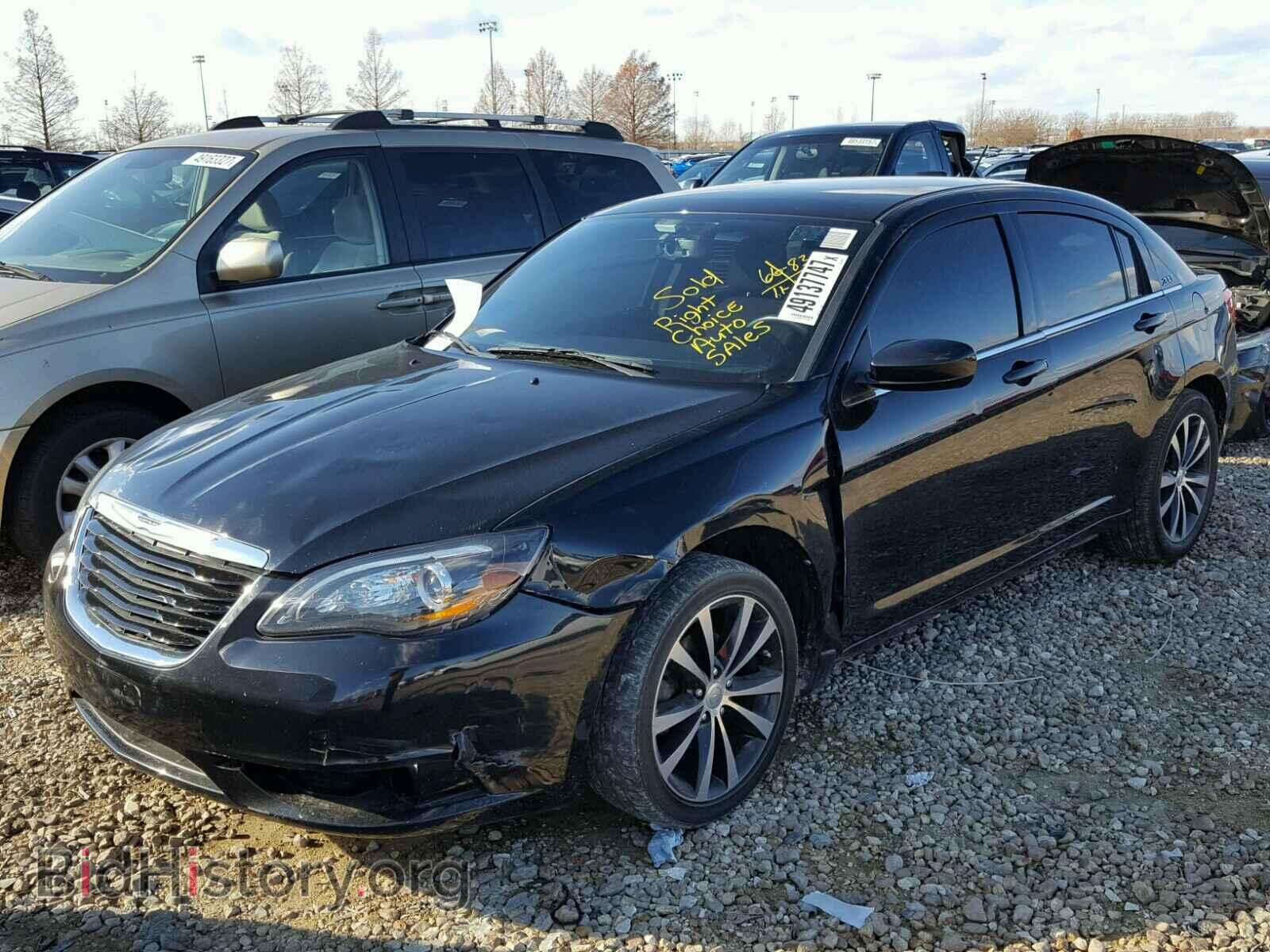 2013 CHRYSLER 200 - VIN: 1C3CCBBB7DN660628 - Фото 2