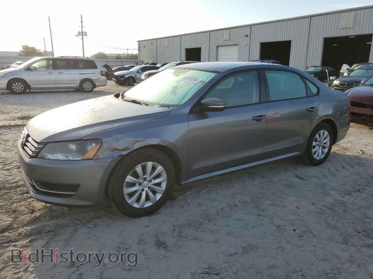 Photo 1VWAH7A30DC018708 - VOLKSWAGEN PASSAT 2013
