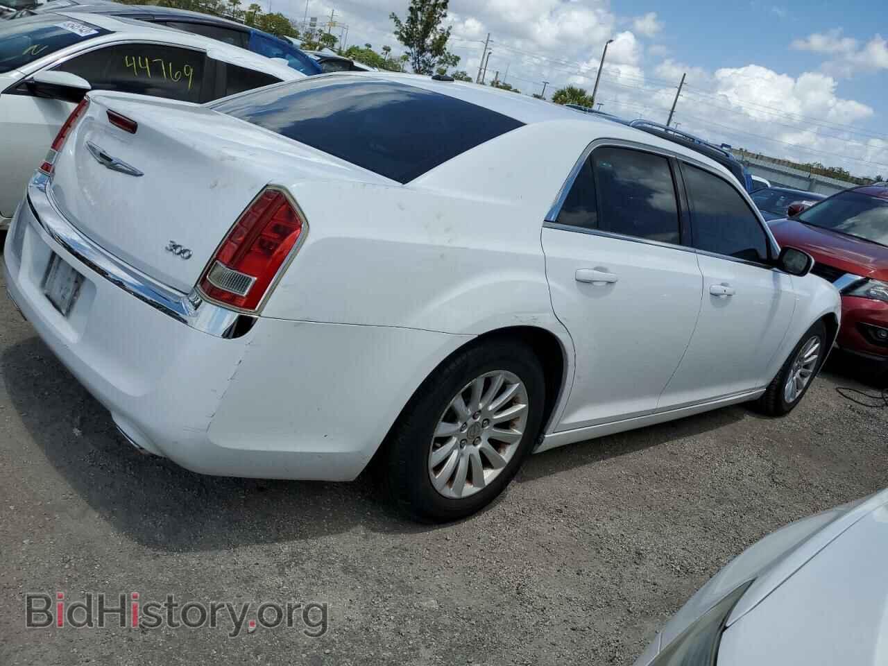 2014 CHRYSLER 300 - VIN: 2C3CCAAGXEH200218 - Фото 3