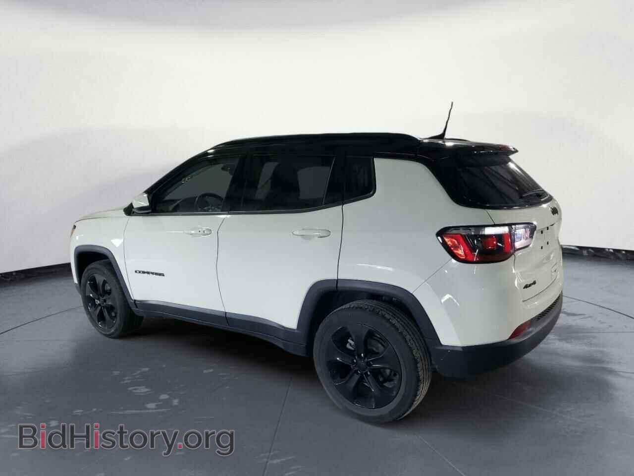 2019 JEEP COMPASS - VIN: 3C4NJDBB3KT657261 - Photo 2