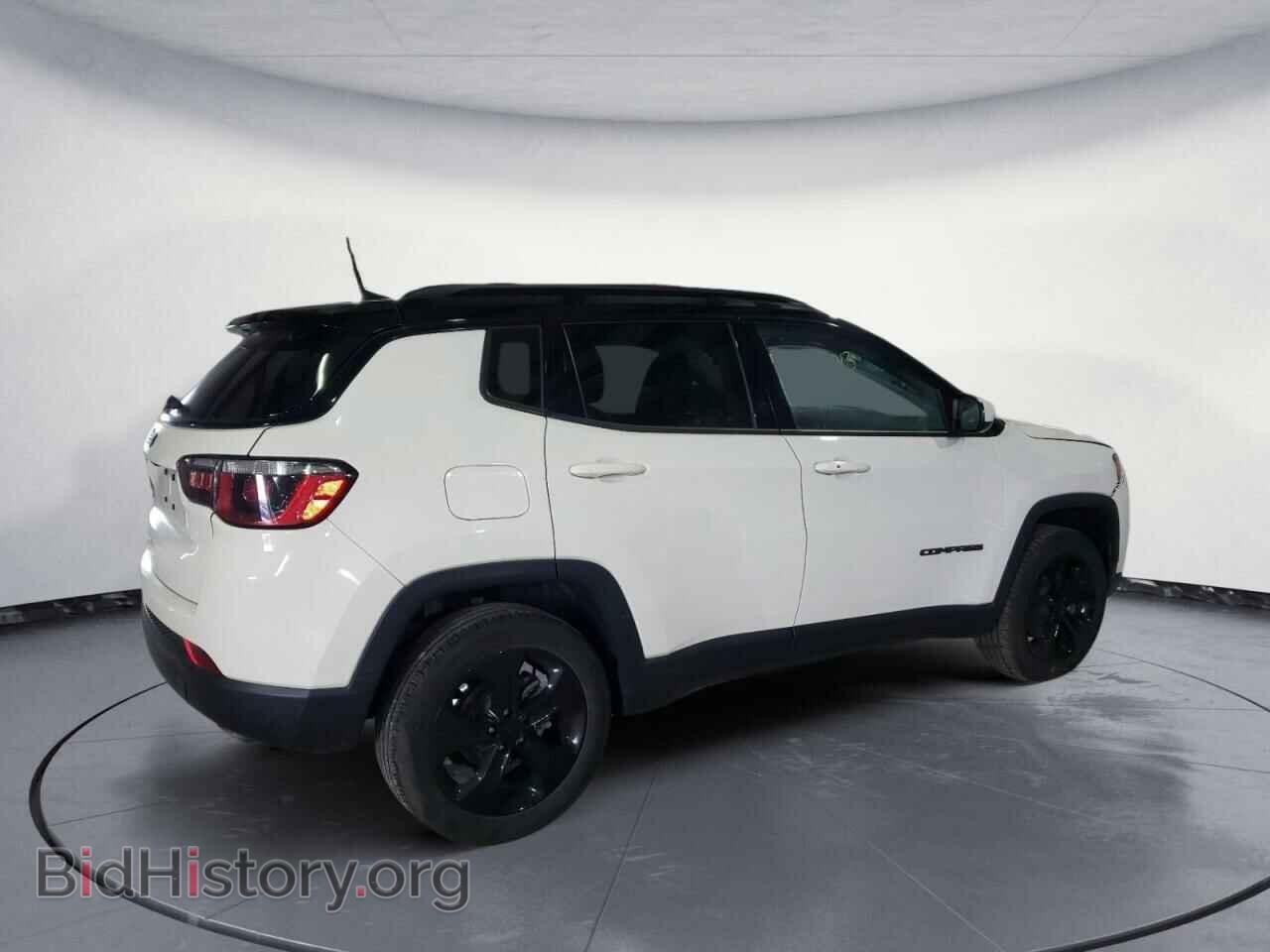 2019 JEEP COMPASS - VIN: 3C4NJDBB3KT657261 - Photo 3