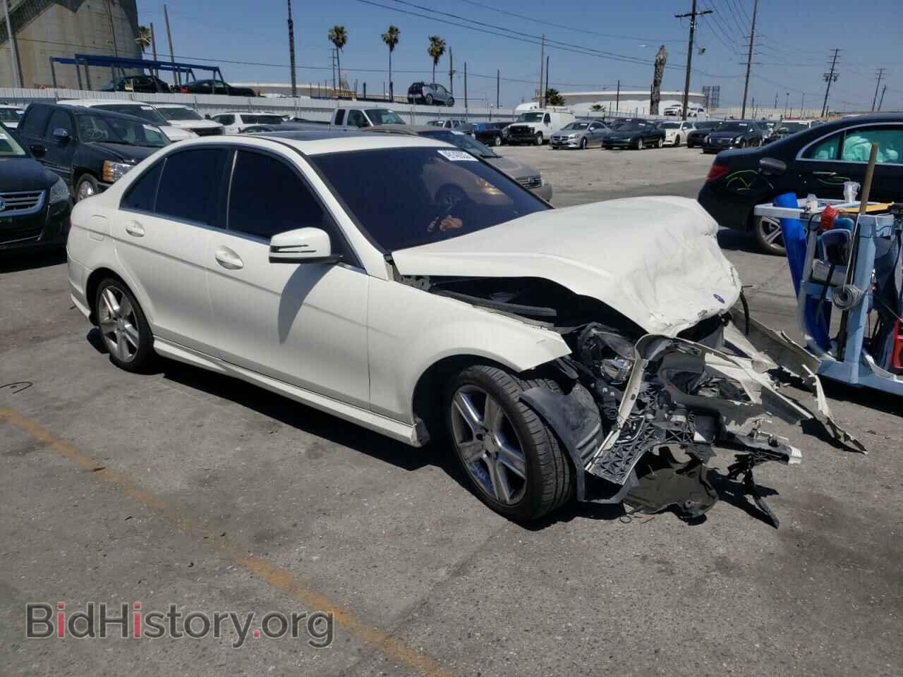2011 MERCEDES-BENZ C-CLASS - VIN: WDDGF5EB7BA525581 - Фото 4