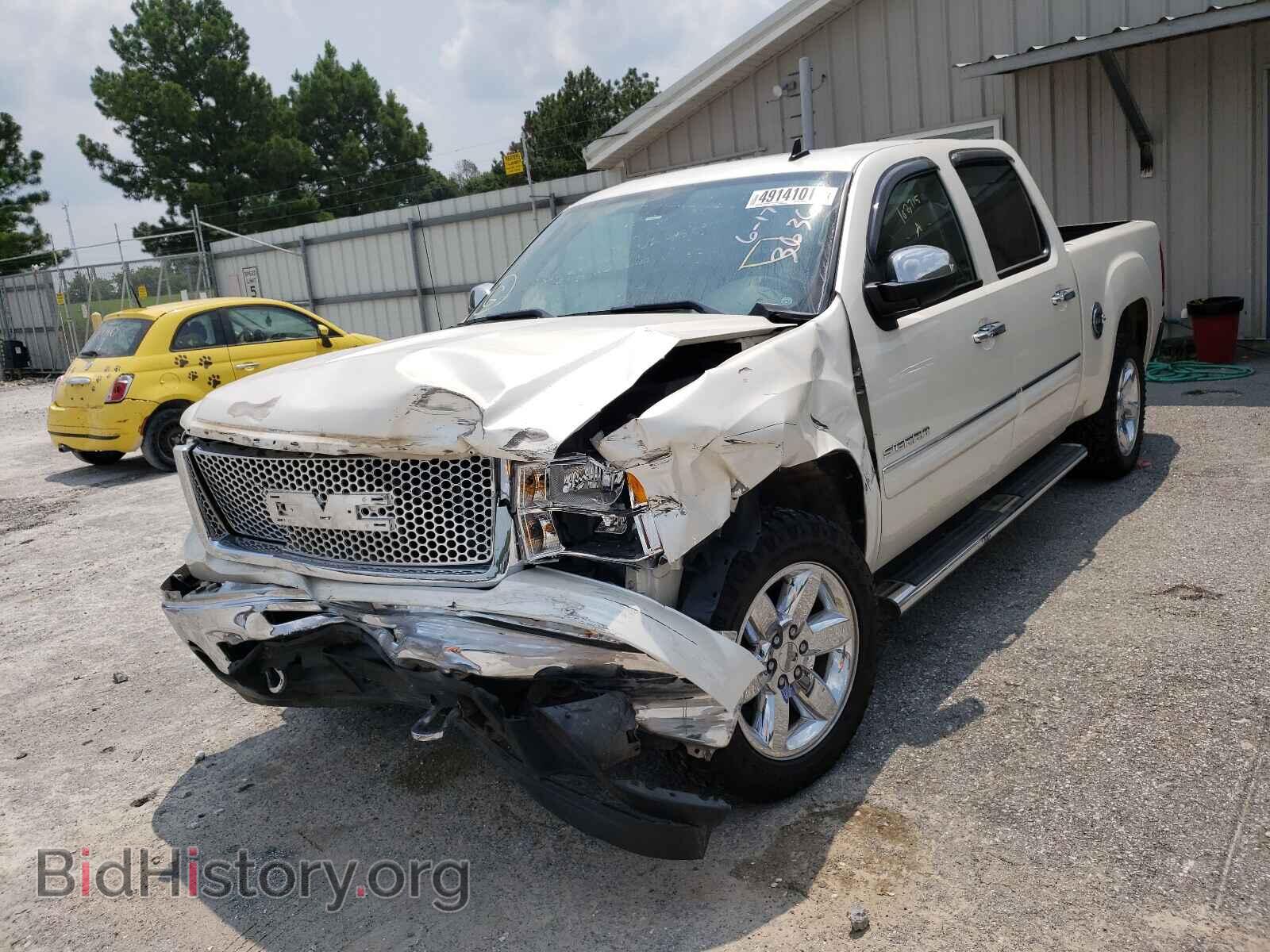 2013 GMC SIERRA - VIN: 3GTP2WE77DG373636 - Фото 2