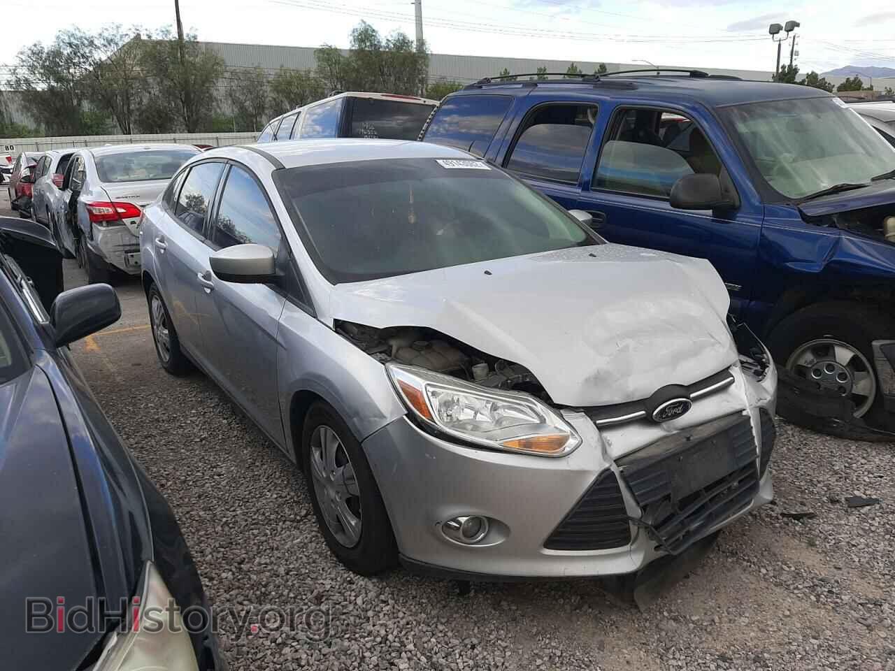 Photo 1FAHP3F27CL348847 - FORD FOCUS 2012