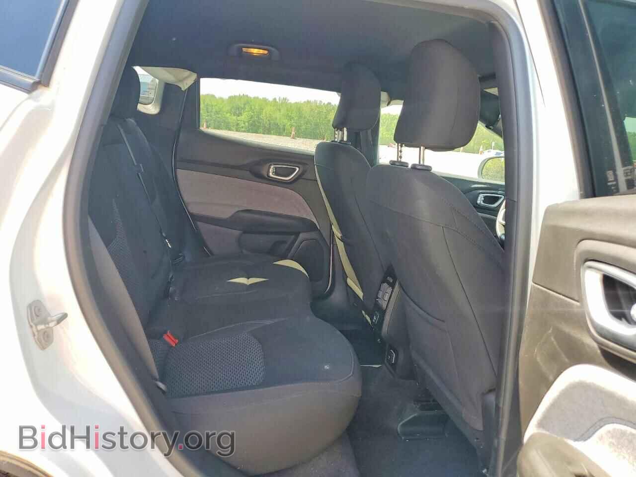 2024 JEEP COMPASS - VIN: 3C4NJDAN3RT169045 - Фото 11