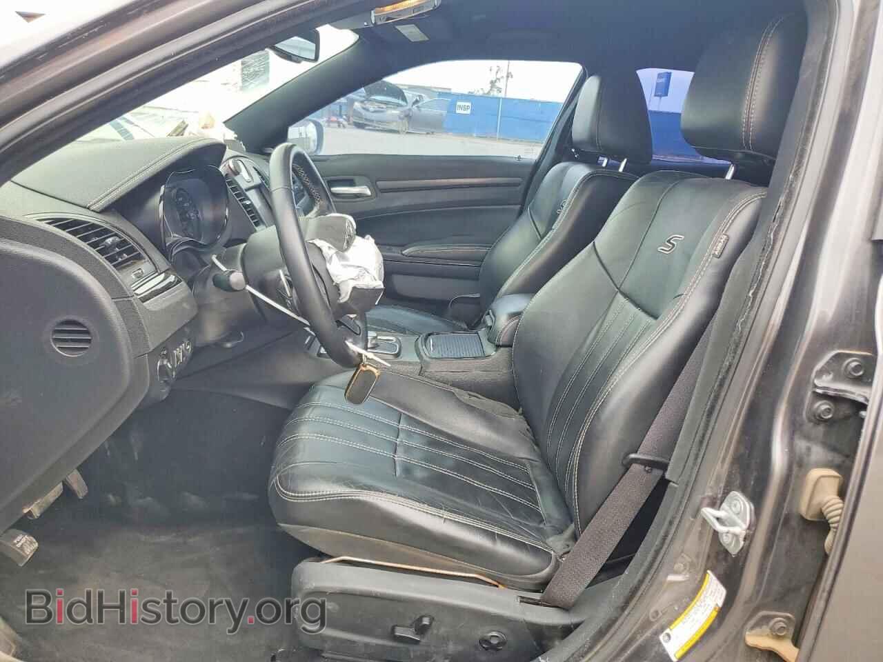 2019 CHRYSLER 300 - VIN: 2C3CCABG2KH708211 - Photo 7