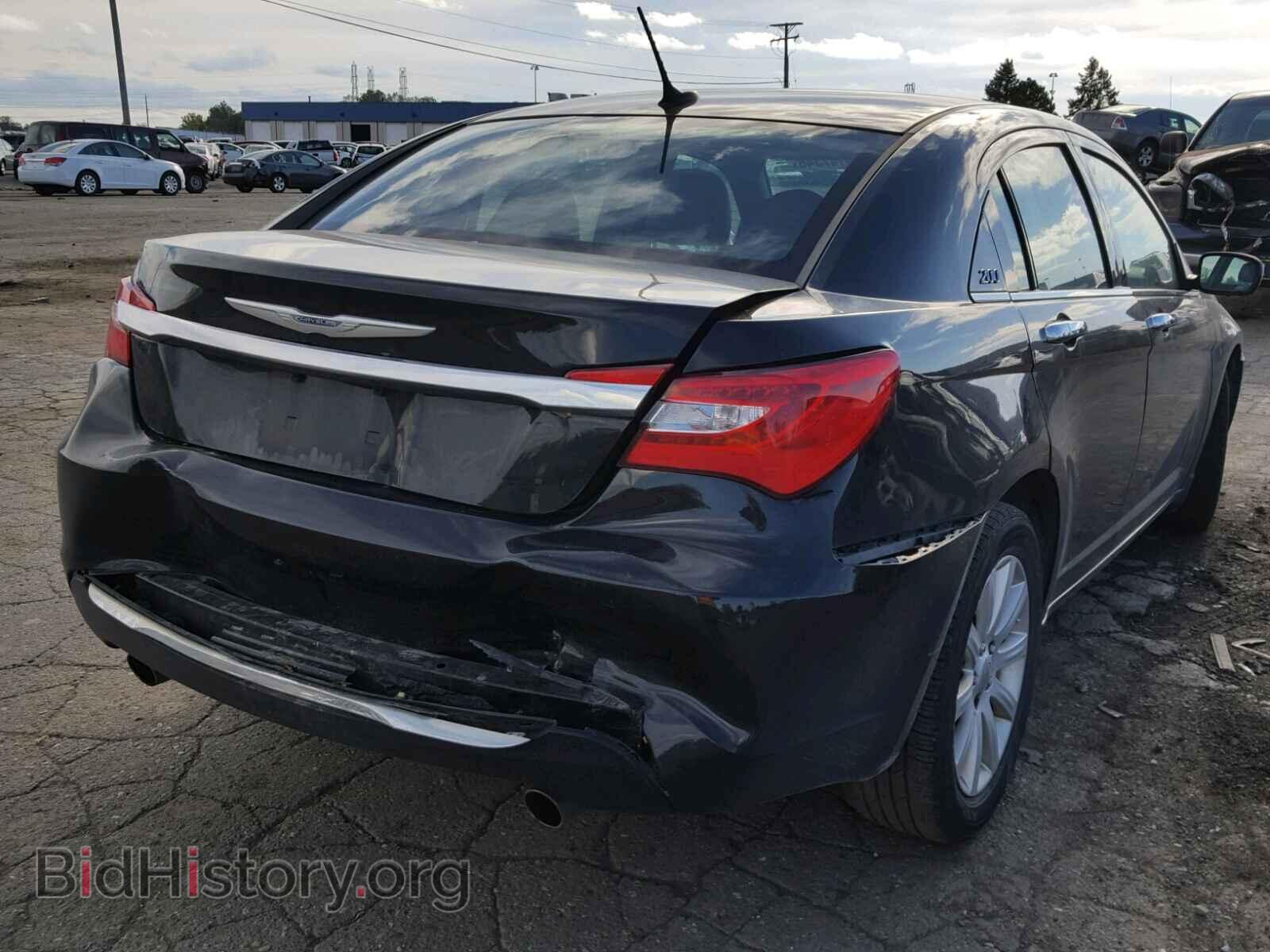 2013 CHRYSLER 200 - VIN: 1C3CCBCG8DN602621 - Photo 4