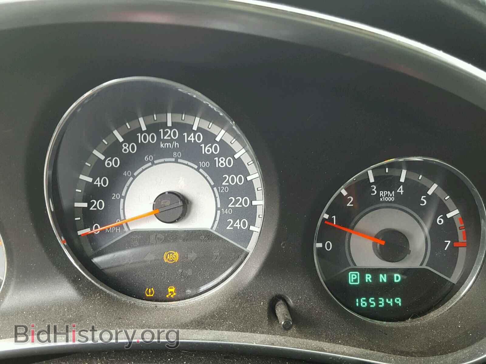 2011 CHRYSLER 200 - VIN: 1C3BC1FB2BN560238 - Фото 8