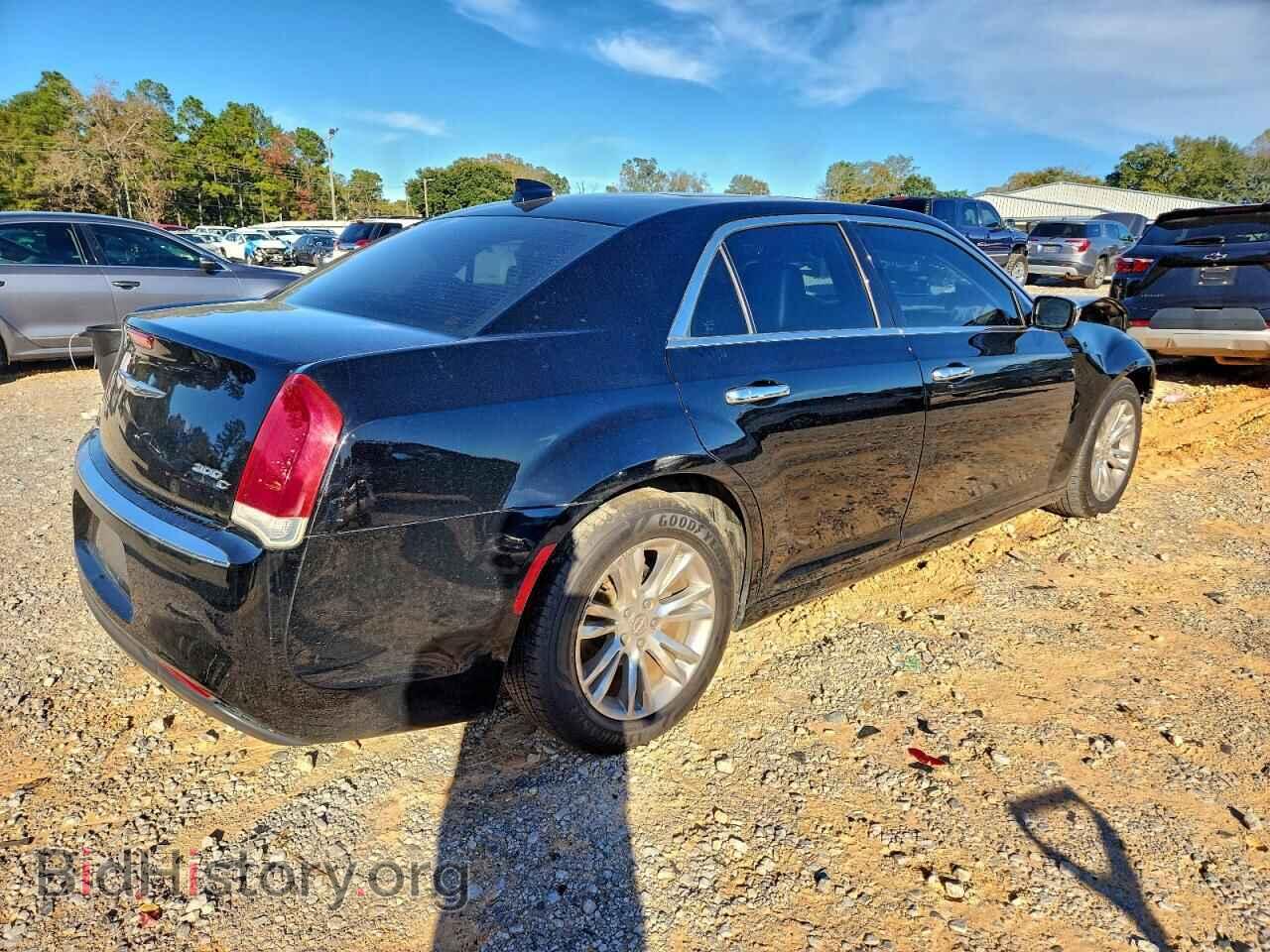 2017 CHRYSLER 300 - VIN: 2C3CCAEG3HH564494 - Photo 3