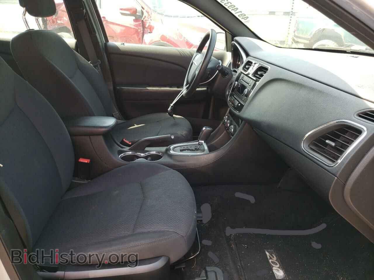 2012 CHRYSLER 200 - VIN: 1C3CCBAG5CN215431 - Фото 5