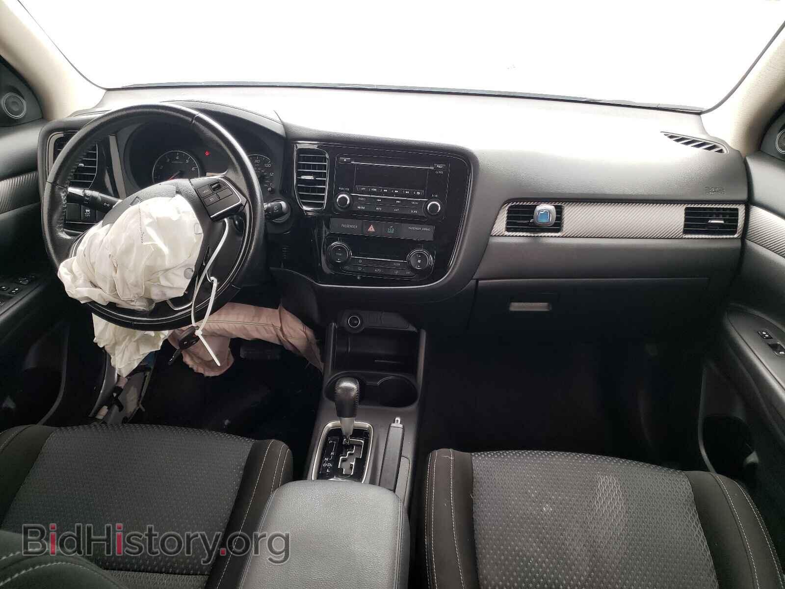 2016 MITSUBISHI OUTLANDER - VIN: JA4AD2A37GZ018105 - Фото 9