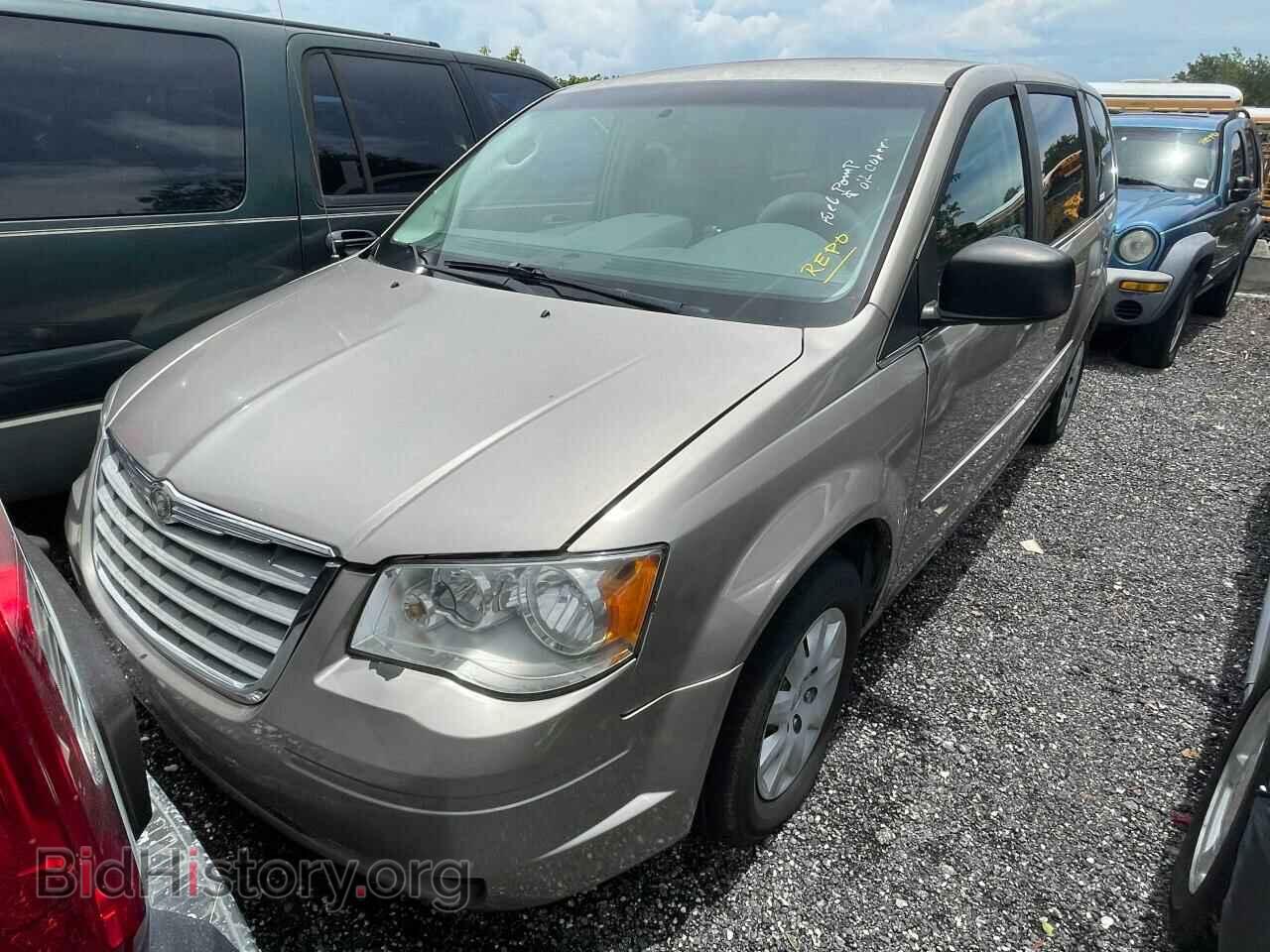2009 CHRYSLER MINIVAN - VIN: 2A8HR44E99R520716 - Фото 2