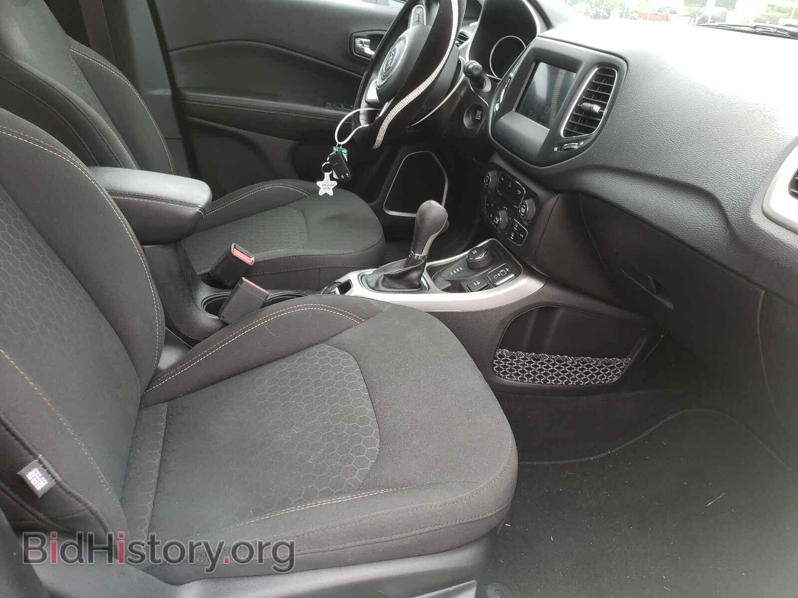 2019 JEEP COMPASS - VIN: 3C4NJDAB4KT763218 - Фото 5