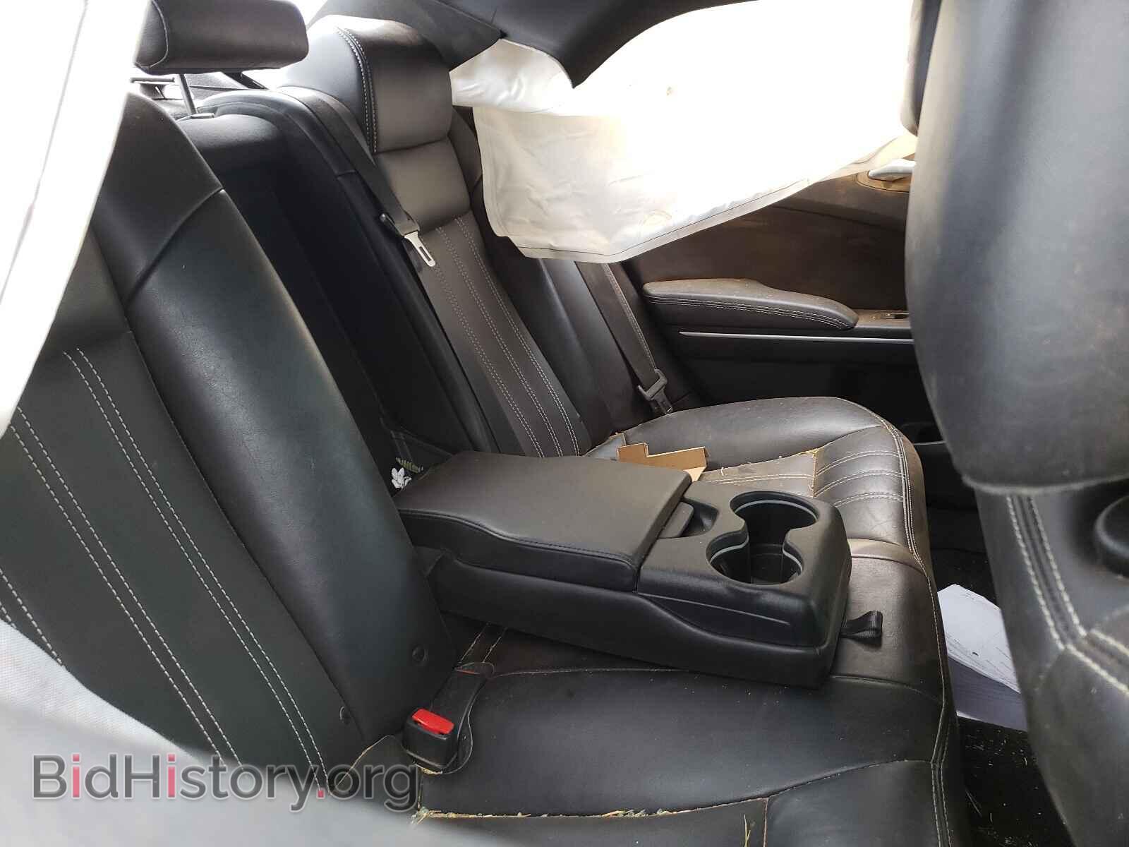2019 CHRYSLER 300 - VIN: 2C3CCAGG6KH539657 - Фото 6