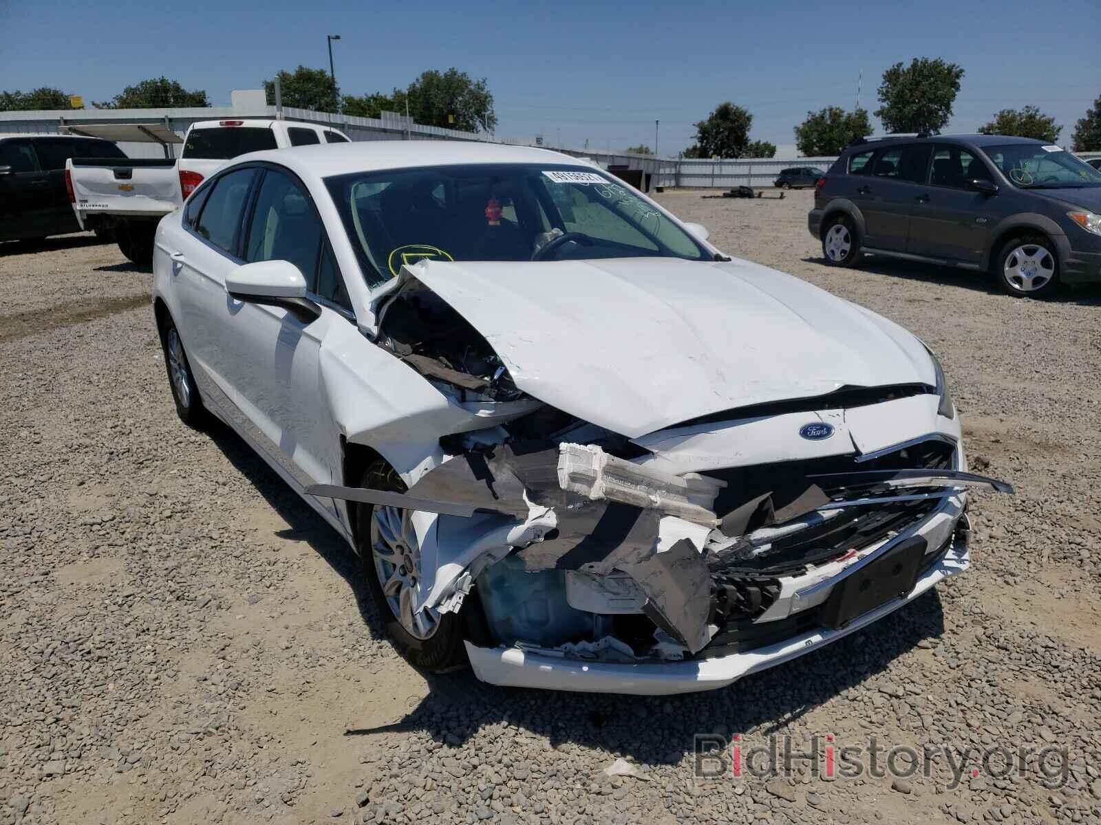 Photo 3FA6P0G77JR225158 - FORD FUSION 2018