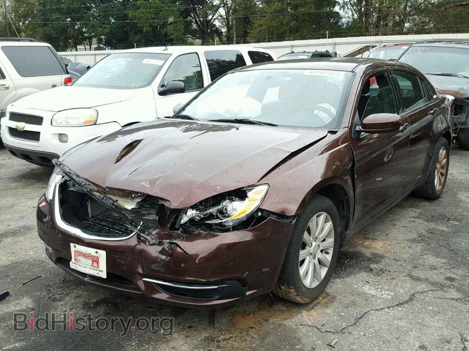 2013 CHRYSLER 200 - VIN: 1C3CCBBB9DN618235 - Фото 2