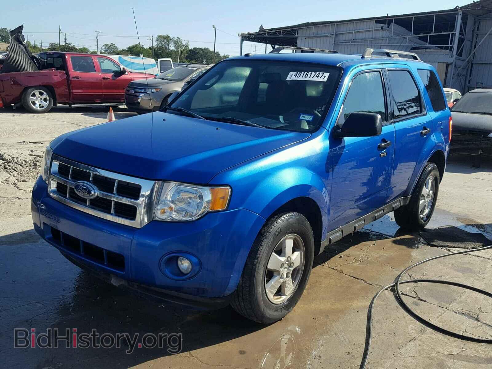 2011 FORD ESCAPE - VIN: 1FMCU0D75BKB66686 - Photo 2