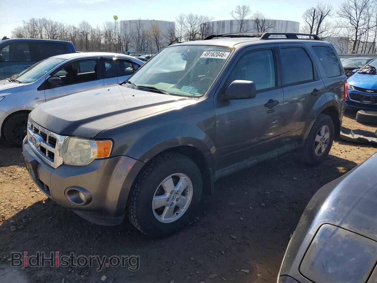Photo 1FMCU0D77BKC71794 - FORD ESCAPE 2011