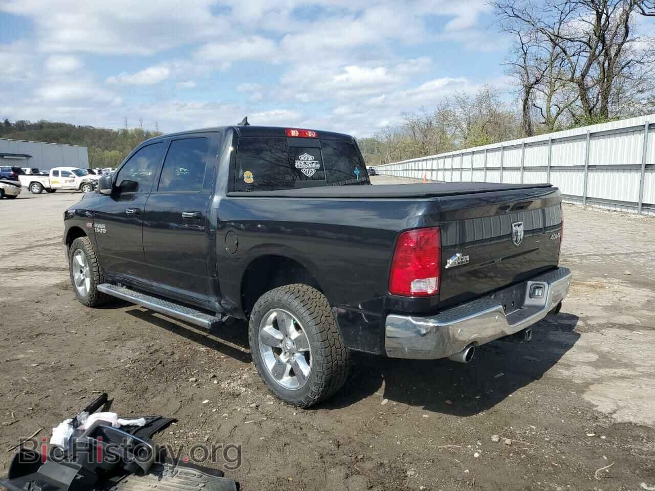 2018 RAM 1500 - VIN: 1C6RR7LT3JS332586 - Фото 2
