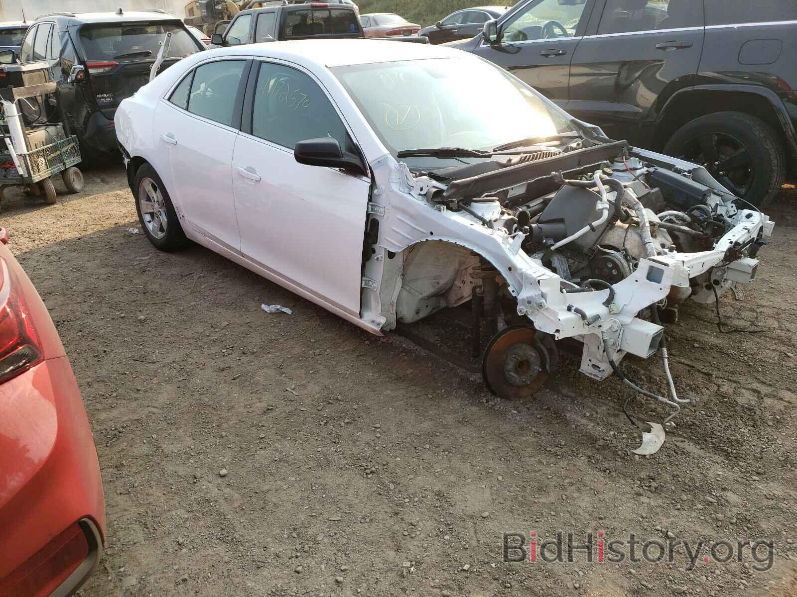 Photo 1G11A5SA3GF111940 - CHEVROLET MALIBU 2016