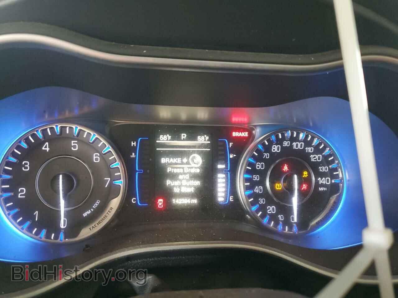 2015 CHRYSLER 200 - VIN: 1C3CCCAB6FN660274 - Фото 9