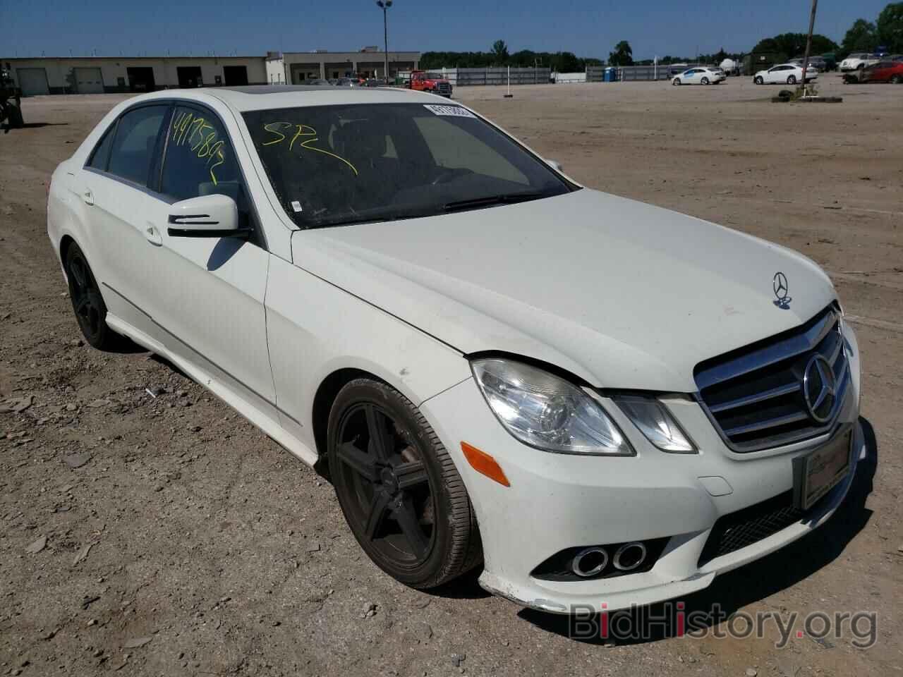 Photo WDDHF8HB4AA088770 - MERCEDES-BENZ E-CLASS 2010