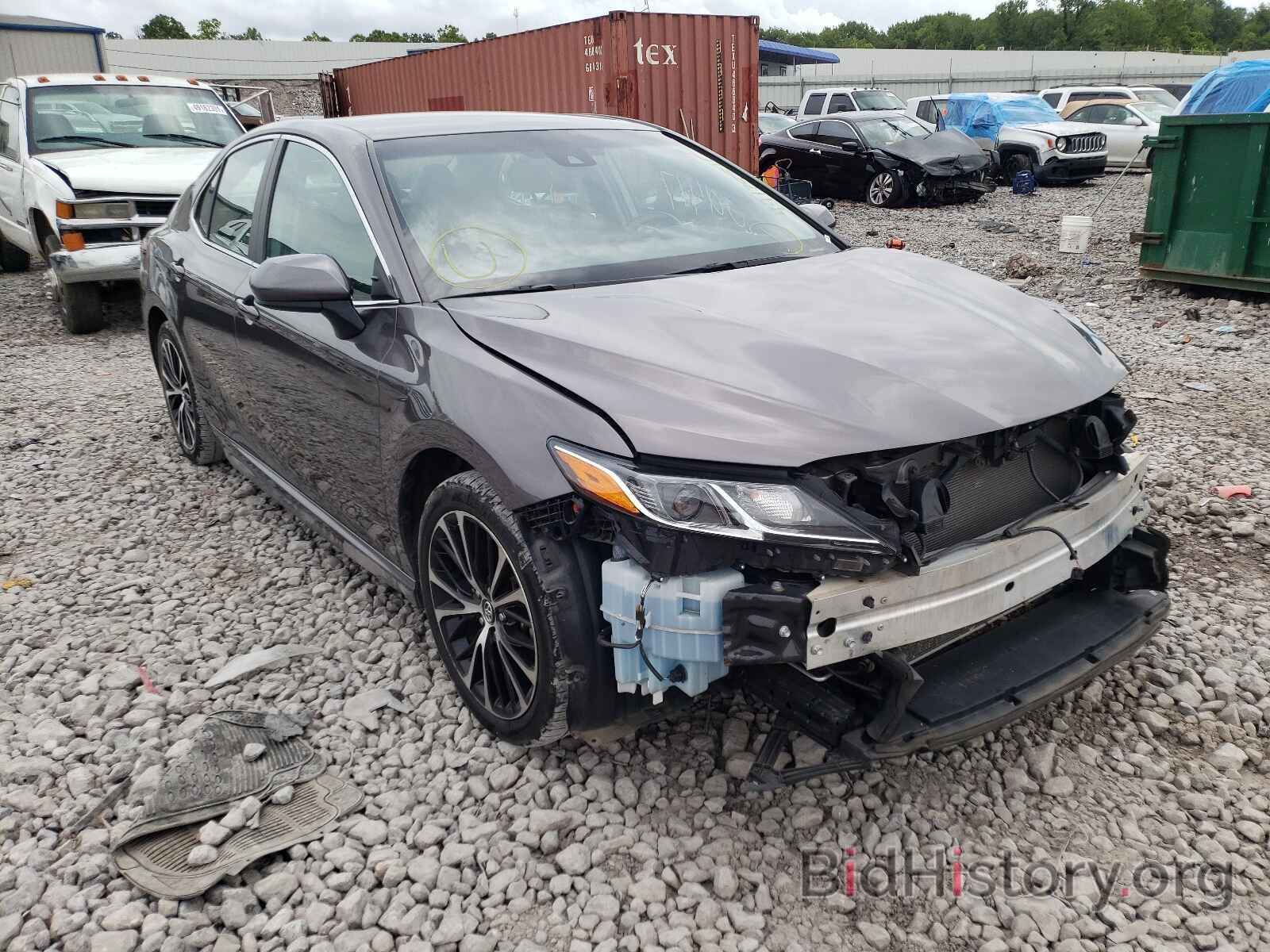 Photo 4T1B11HK7JU156236 - TOYOTA CAMRY 2018