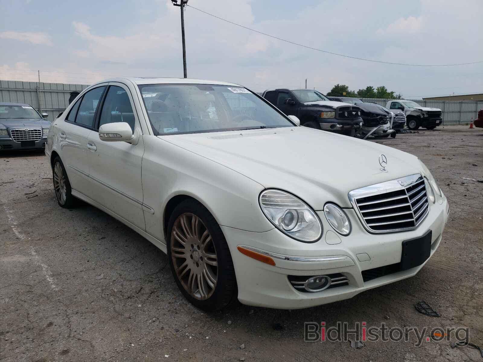 Photo WDBUF87X48B255721 - MERCEDES-BENZ E CLASS 2008