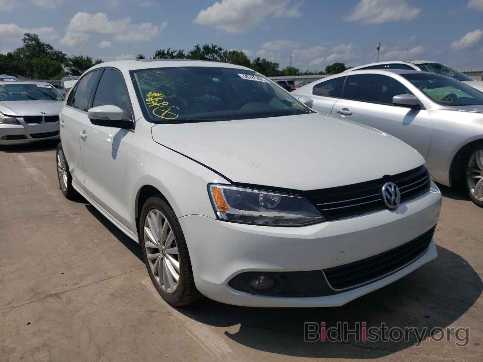 Фотография 3VWL07AJ7EM335139 - VOLKSWAGEN JETTA 2014