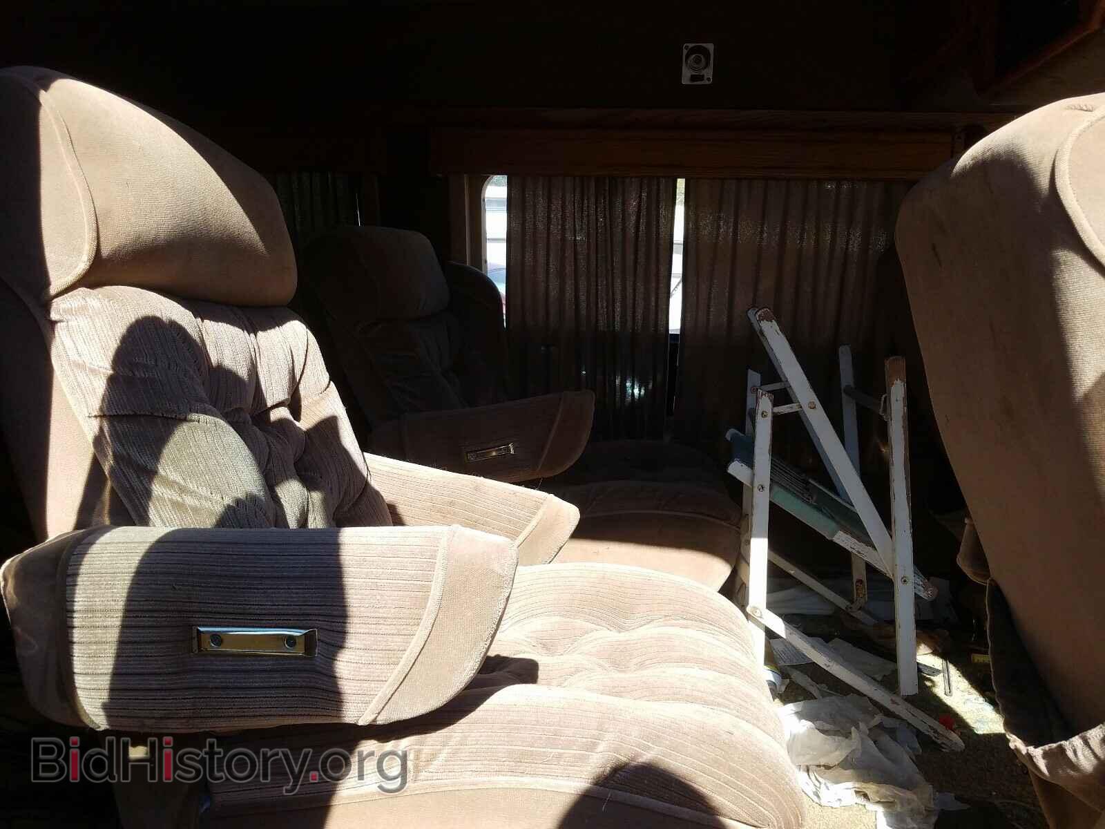 1990 DODGE RAM VAN - VIN: 2B6HB21Y8LK762836 - Фото 6